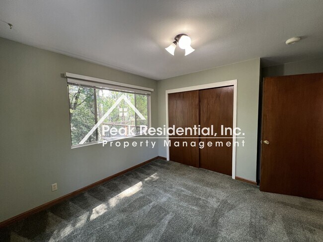 Building Photo - Wonderful 4bd/3ba Home-Must See!