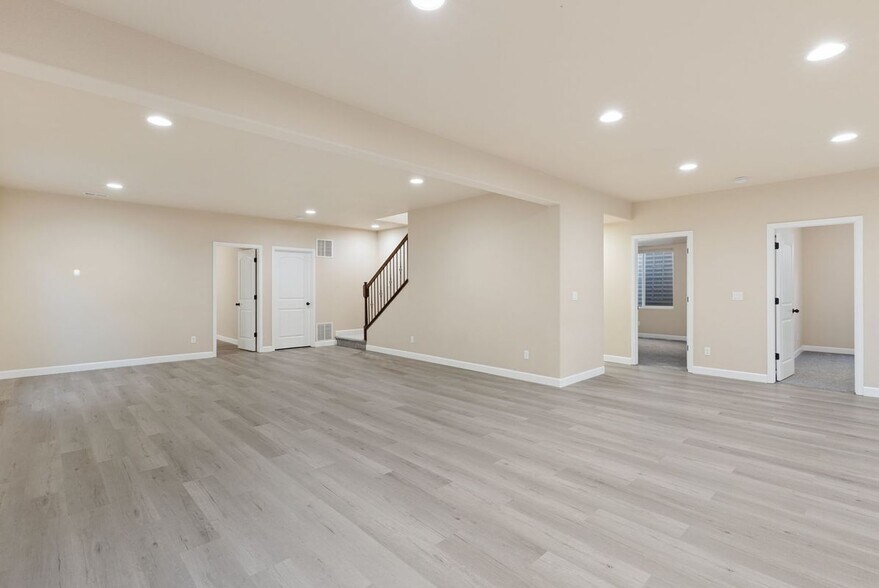 Building Photo - 7563 Bigtooth Maple Dr