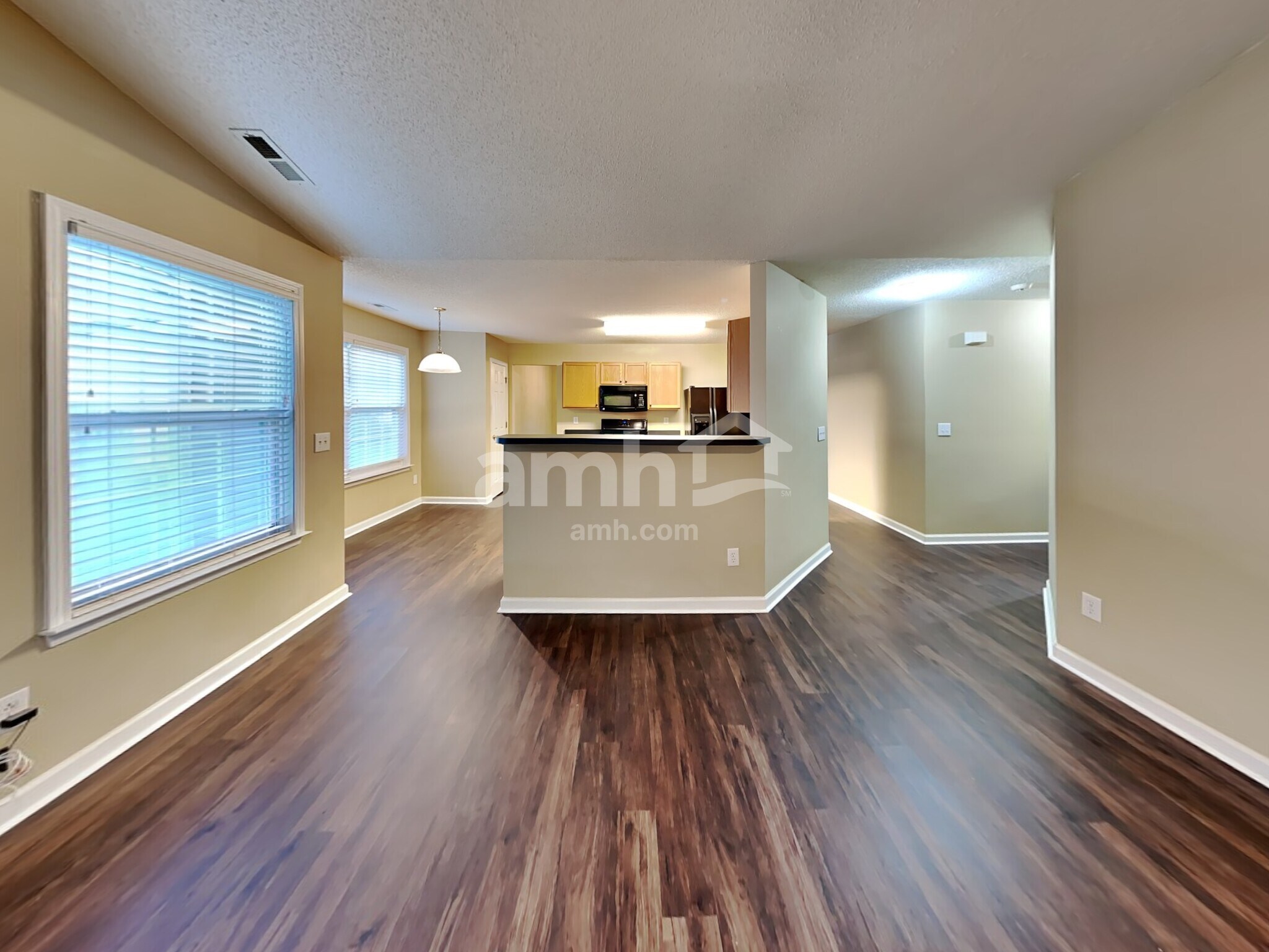 Building Photo - 114 Ridge Lake Dr