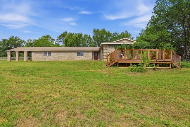 Building Photo - Beauty in Burleson ISD