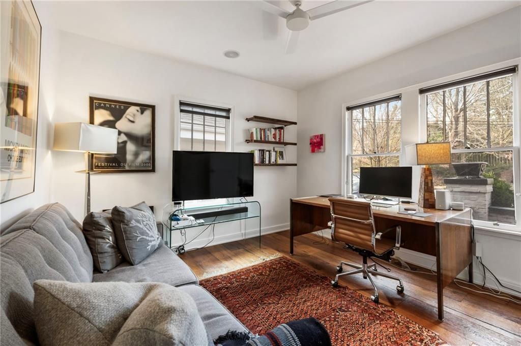 Building Photo - 212 Geneva St