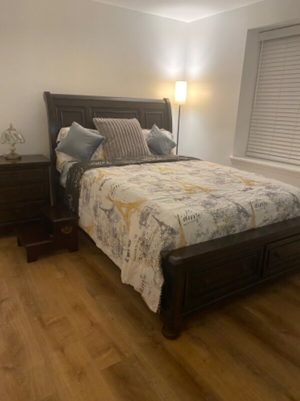 Building Photo - 232 Mt Pleasant Ave