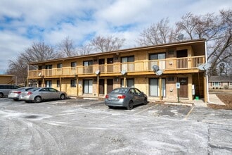 Building Photo - 15302-05 Knox-