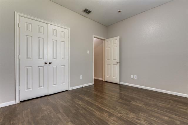 Building Photo - 15858 Durango Dr