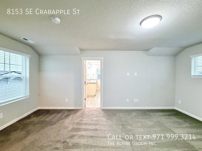 Building Photo - 8153 SE Crabapple St