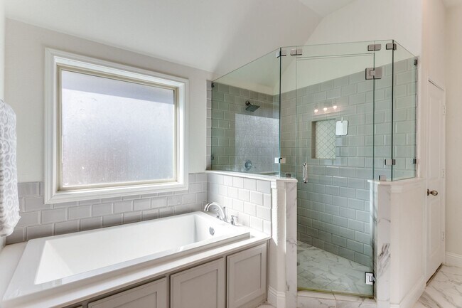Building Photo - One in a Million Home! ~ 4 Bed 3.5 Bath St...