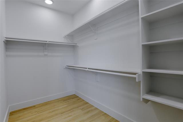 Building Photo - 2805 Weisenberger St