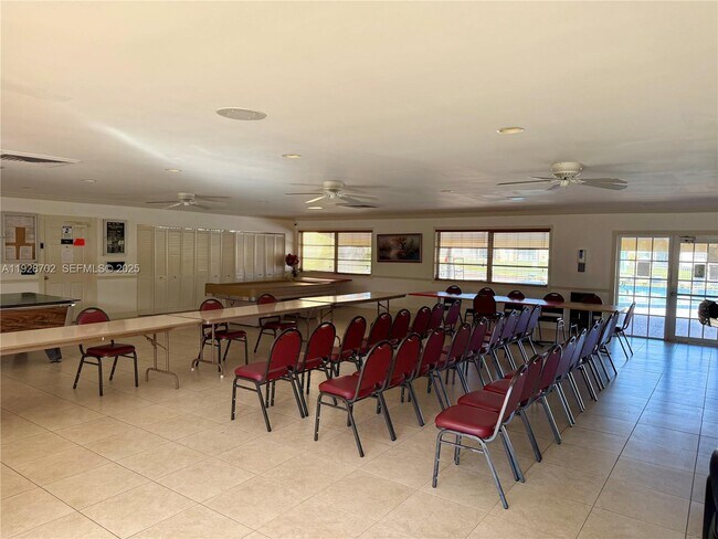 Building Photo - 2820 NE 201st Terrace