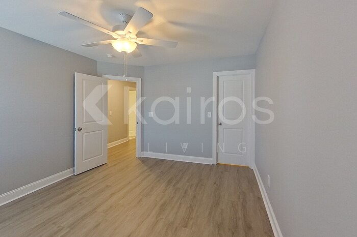Building Photo - 3717 Oak Leaf Wy