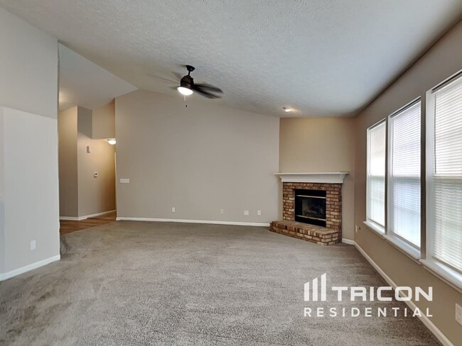 Building Photo - 7733 Wood Stream Dr