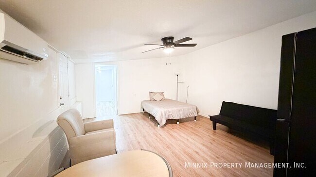 Building Photo - 3702 Avenue R