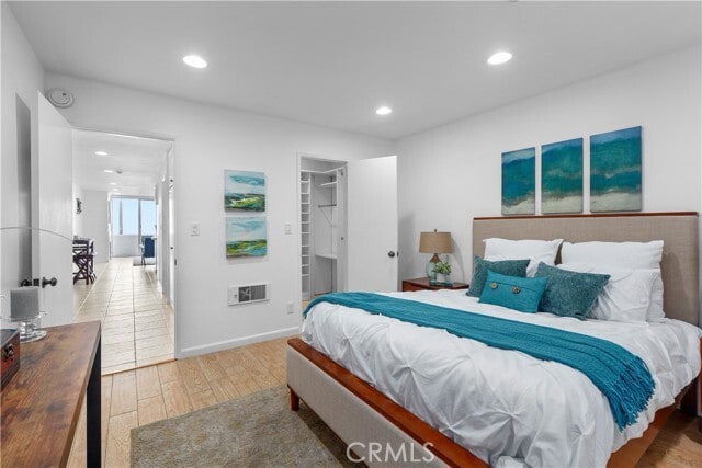 Building Photo - 615 Esplanade