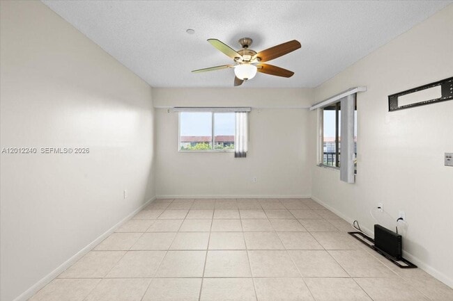 Building Photo - 12551 SW 16th Ct