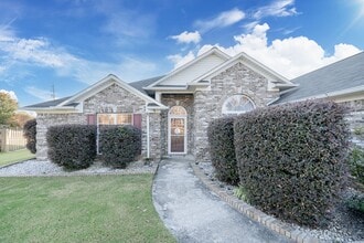 Building Photo - Spacious Madison Home with Pool, Game Room, Bonus Room & Prime Location