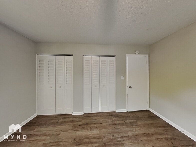 Building Photo - 1587 Pintail Rd