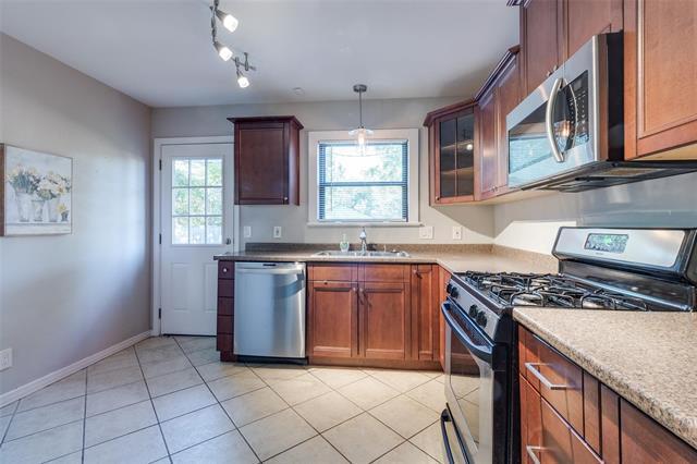 Building Photo - 540 Aqua Dr
