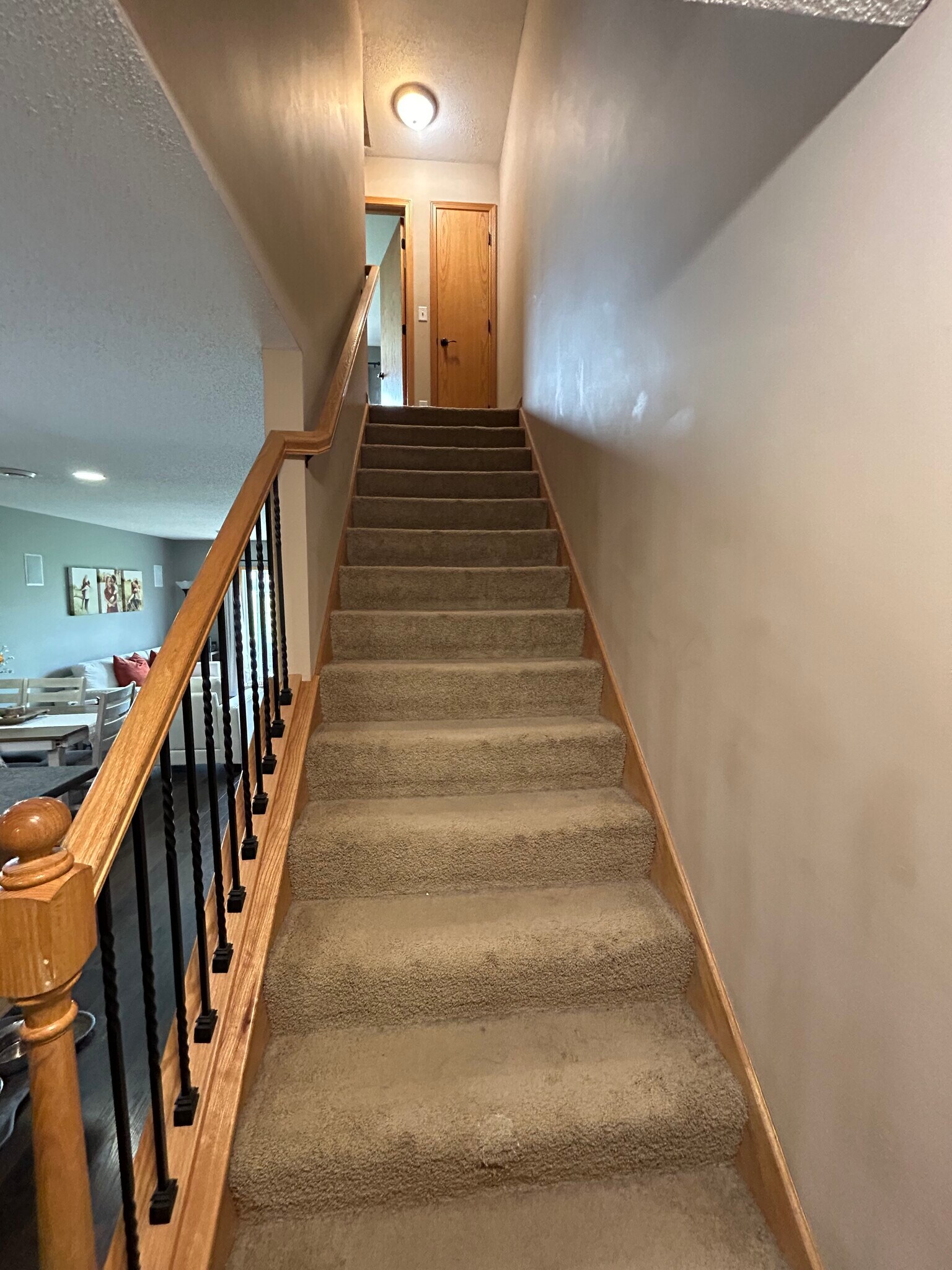 Building Photo - 506 Pointe Ct SW