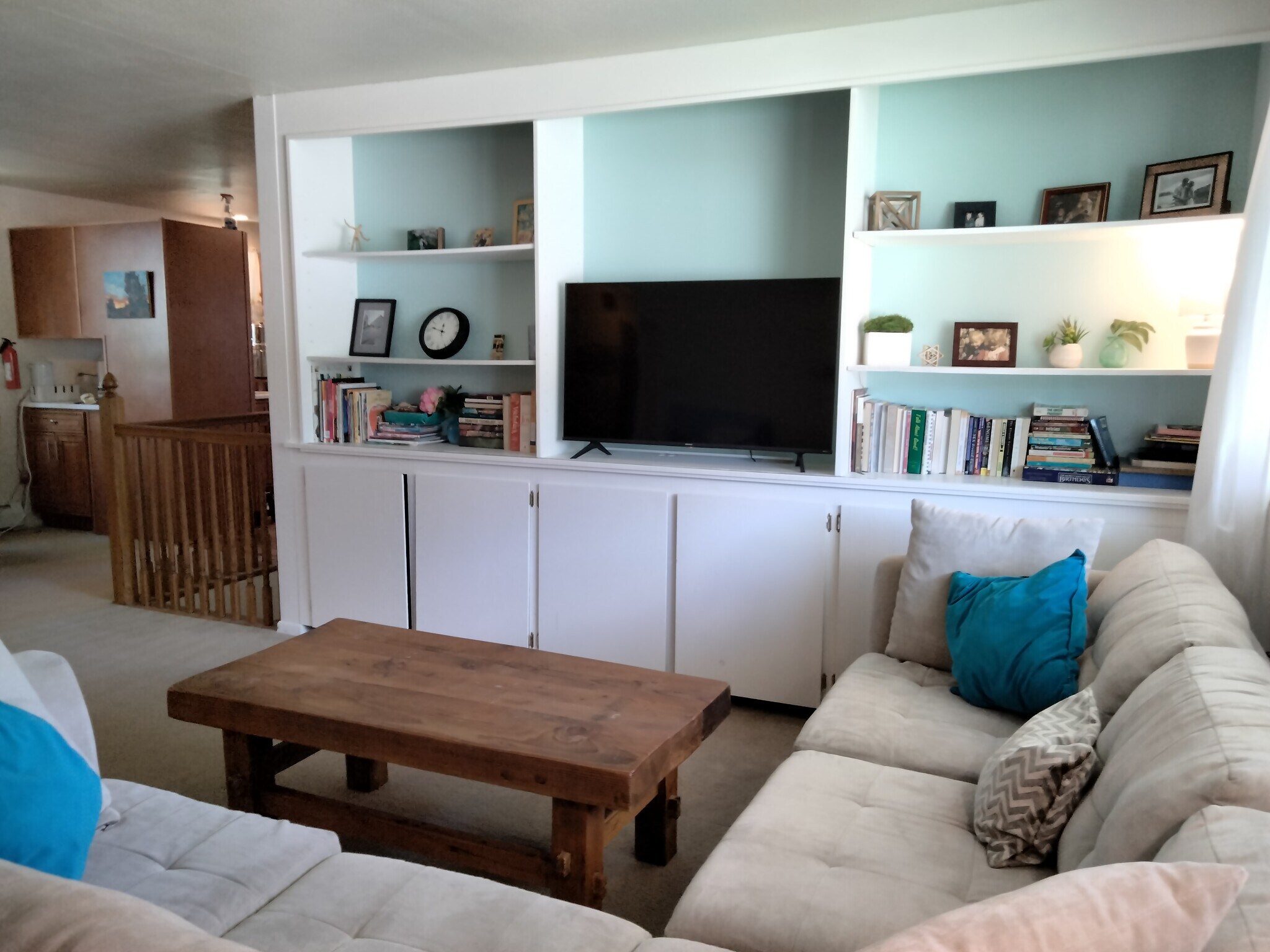 Livingroom - 2301 Cheyenne St