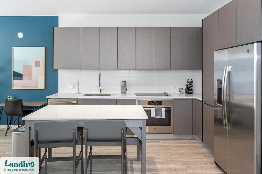 Primary Photo - 305 Laredo Dr