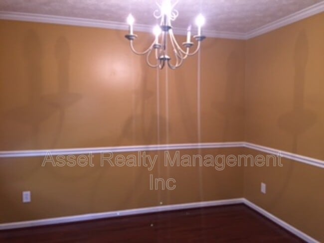 Building Photo - 8212 Tangle Grove Ln