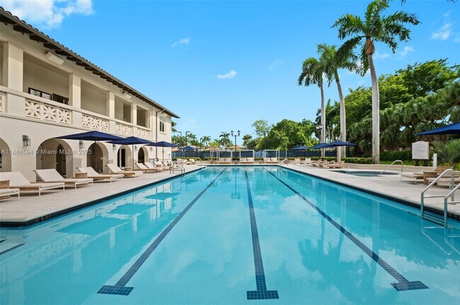 Building Photo - 13633 Deering Bay Dr