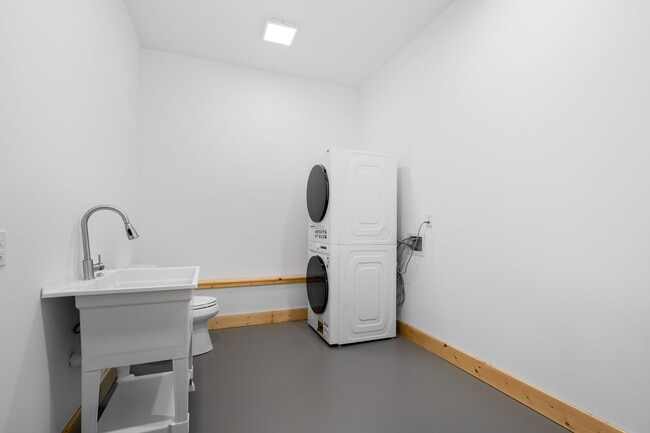 Building Photo - Spacious, Serene, and Brand New: 3BR Home ...