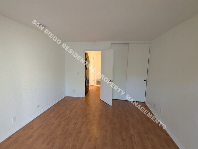 Building Photo - 4054 Nobel Dr