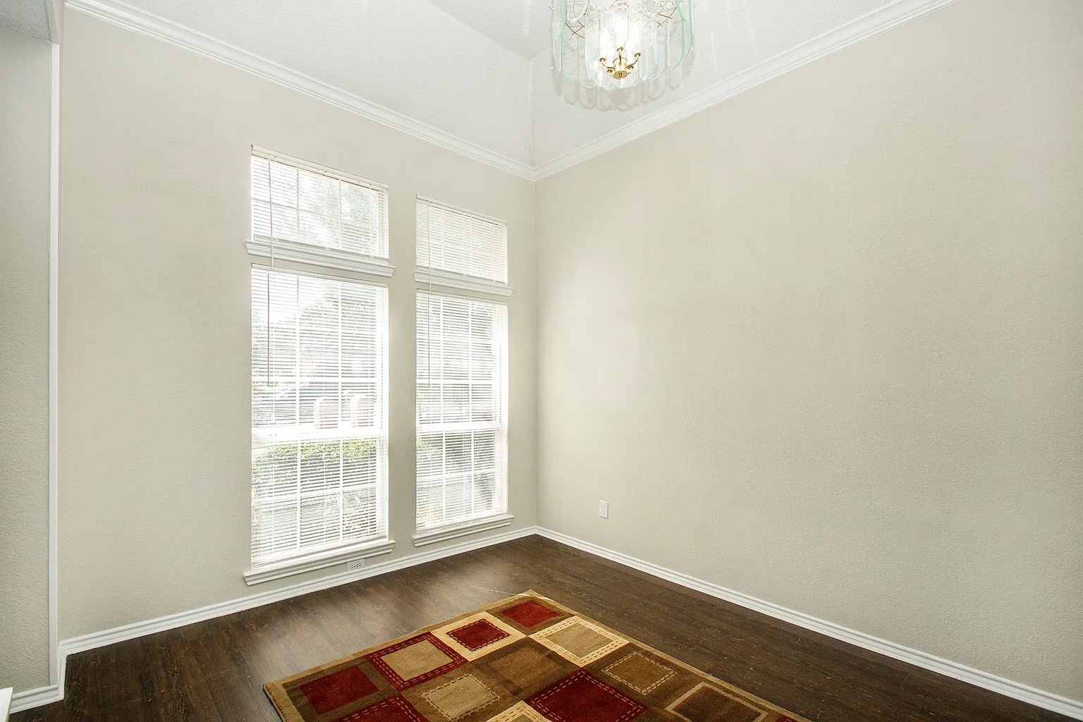 Building Photo - Room in House on Kentshire Cir