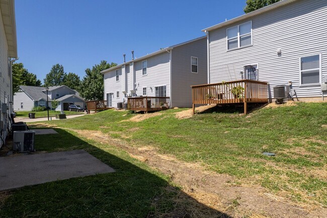 Building Photo - 3531-3533 Prescott Dr.