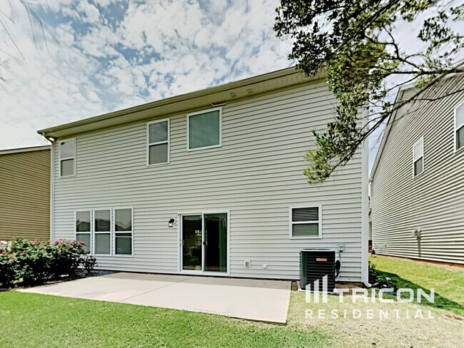 Building Photo - 1007 Frst Wy Ct