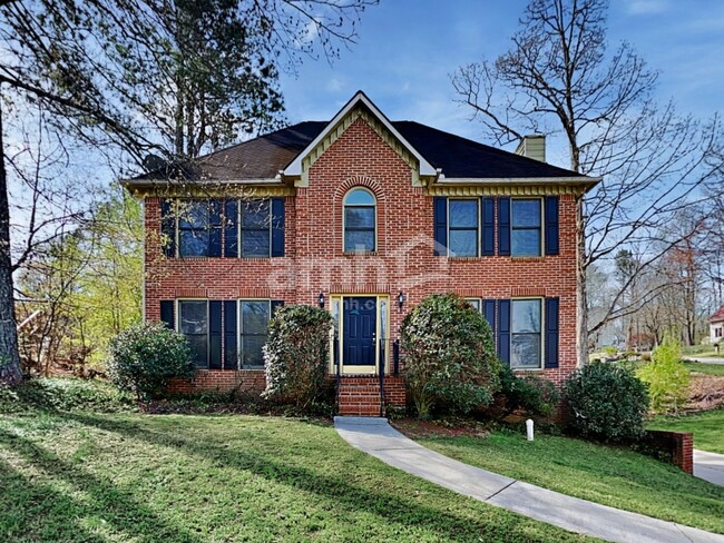 Primary Photo - 4825 Old Field Dr NE