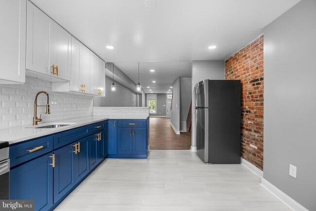 Building Photo - 1213 Washington Blvd