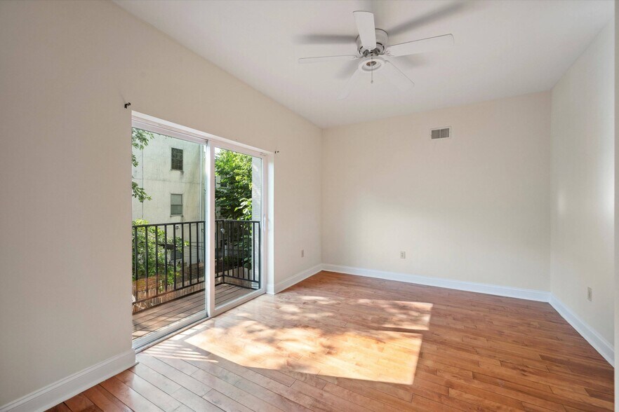 Building Photo - 1916 N 18th St