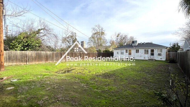Building Photo - 3 br, 1 bath House - 2373 Anita Ave