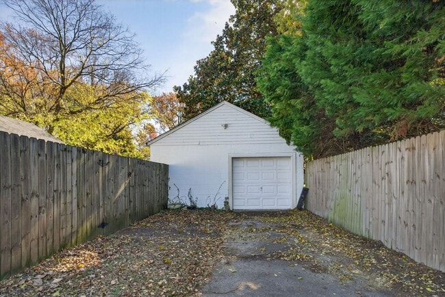 Building Photo - 777 Marvin Ave