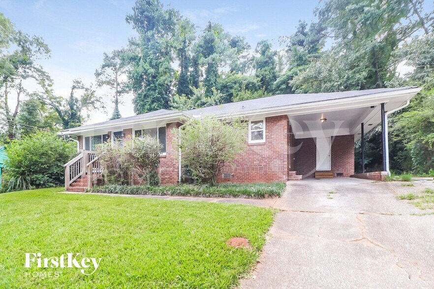 Building Photo - 2802 Glenvalley Dr