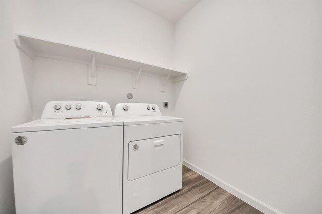 Building Photo - 10304 Tuscan Vly Dr