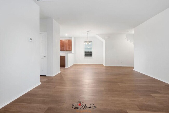 Building Photo - 279 Zuma Dr