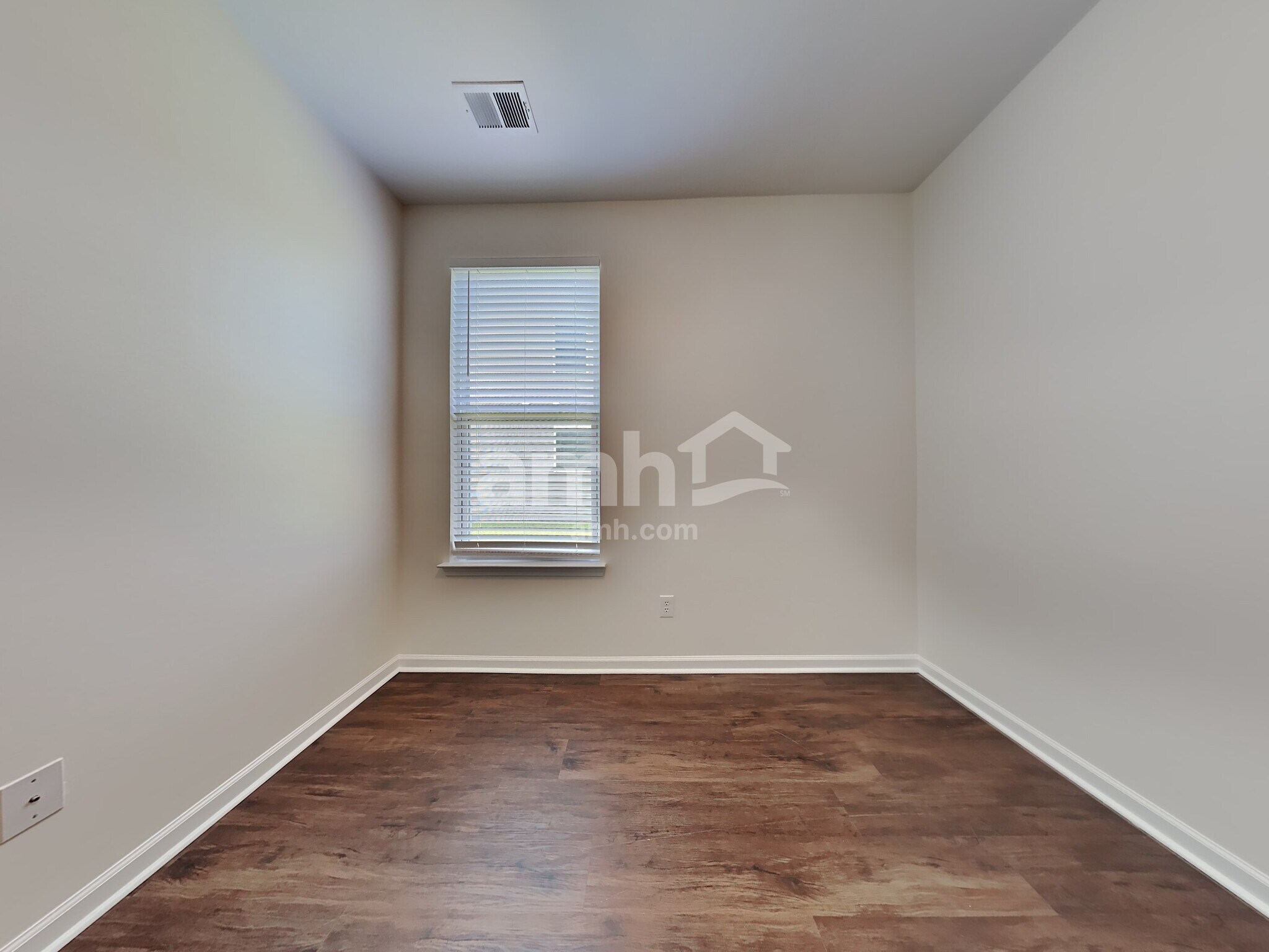 Building Photo - 109 Orleans Ct