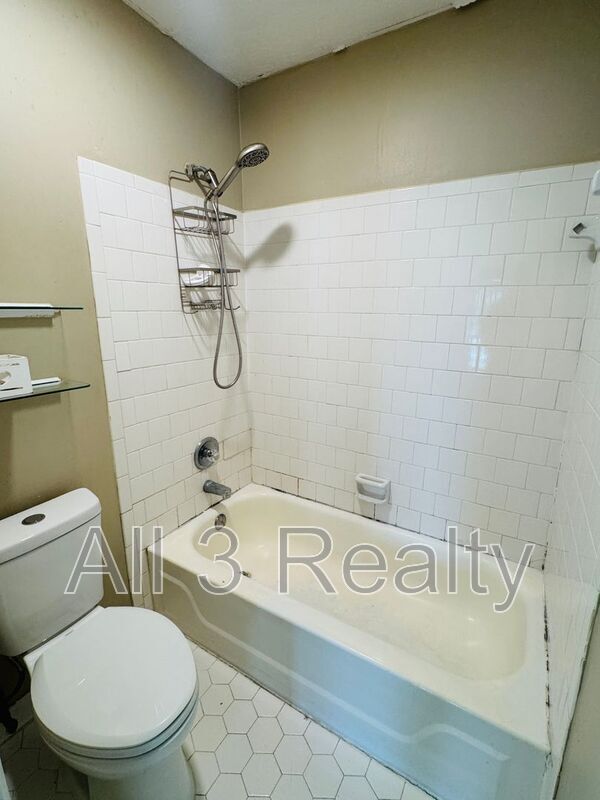 Building Photo - 5733 Hitching Post Ct