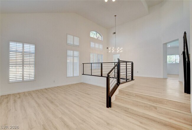 Building Photo - 8401 Desert Quail Dr