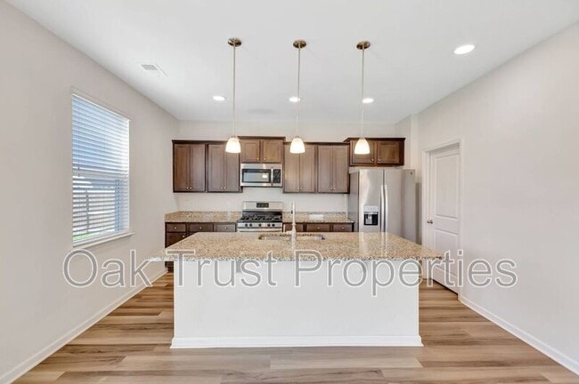 Building Photo - 215 Goshen Rd