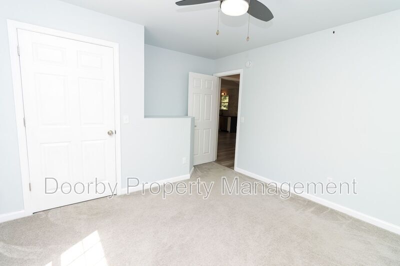Building Photo - 6911 Gwinnett Ct
