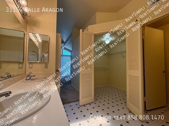 Building Photo - 31154 Calle Aragon