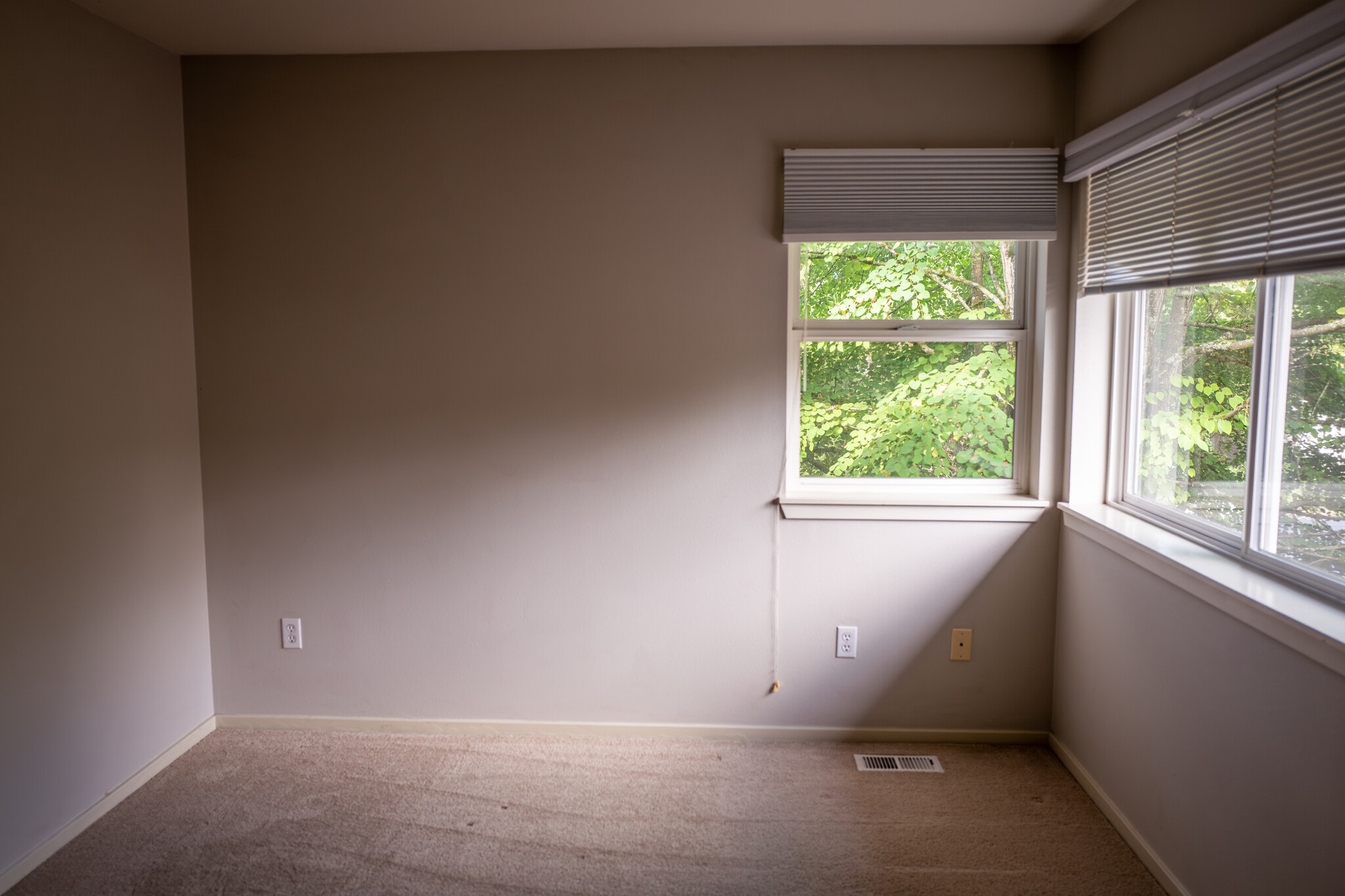 Building Photo - 15632 NE 92nd Way