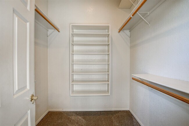 Building Photo - Beautiful home in the Mountain Club!