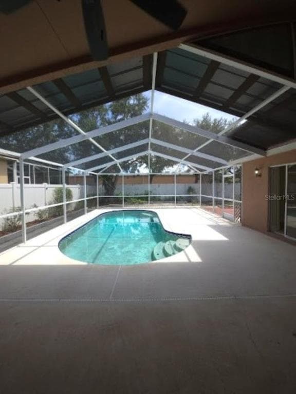 Building Photo - 18005 Palm Breeze Dr