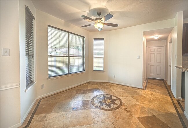 Building Photo - 11906 Dinosaur Valley Dr