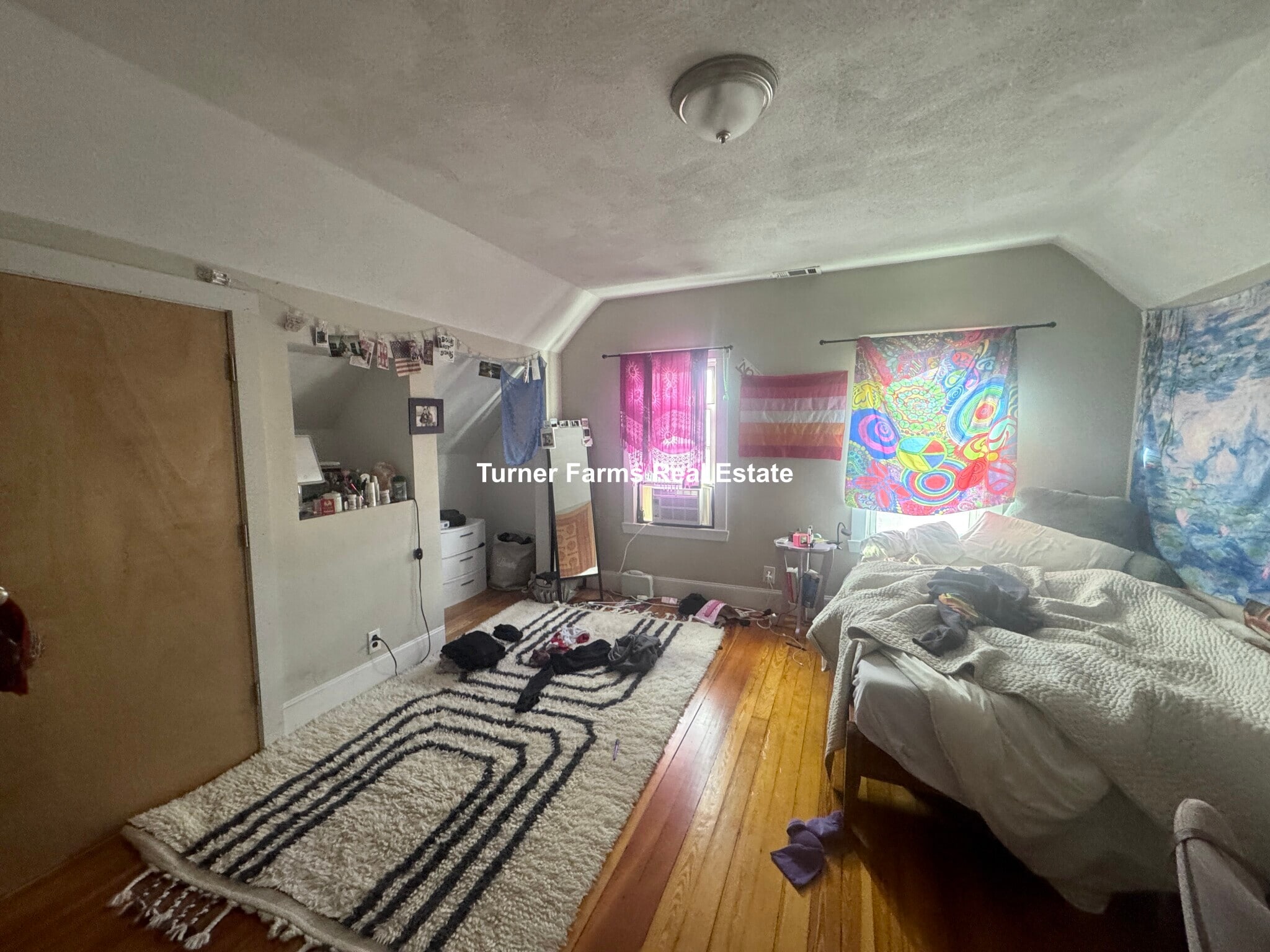 Building Photo - 14 Dow St