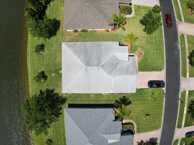 Building Photo - 515 South Valencia Cir SW